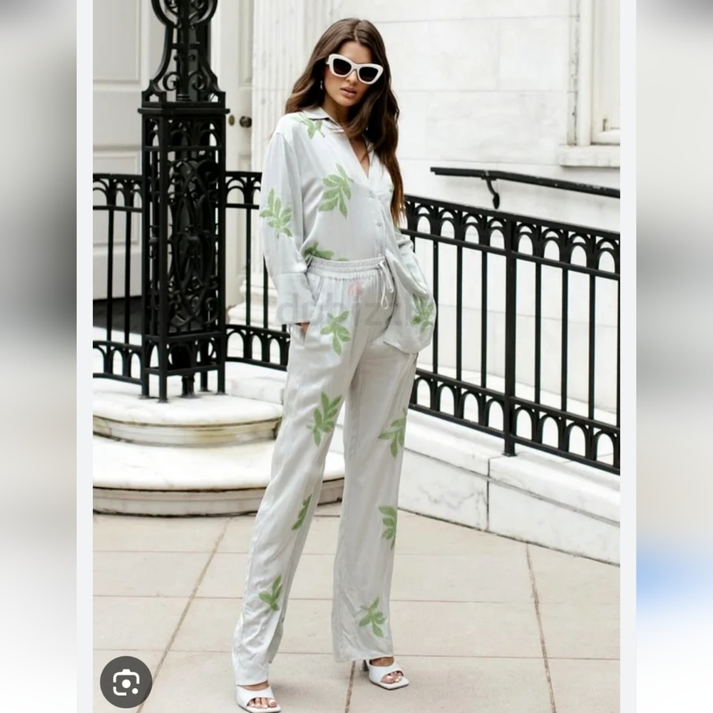 ZARA Set 2 pc Embroided Beaded Leaf Wide Satin Pants and Top size S - Picture 14 of 14